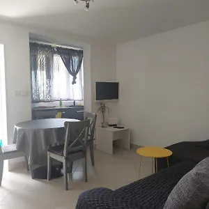 apartman-katarina-cres.primorje-gorskikotar.com/